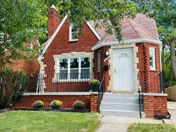 15784 Pinehurst St, Detroit, MI 48238