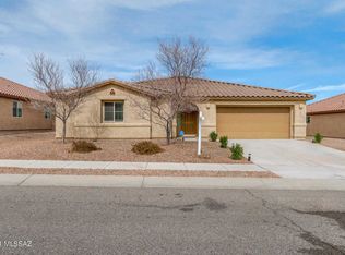 880 W Placita Pozanco, Green Valley, AZ 85614