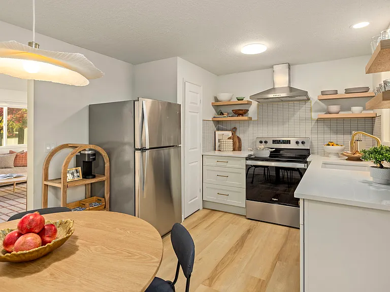 1174 NW Murray Rd — Photo 5