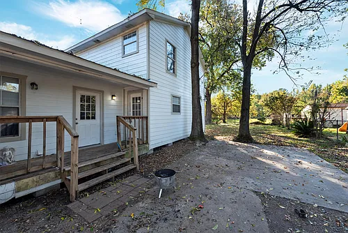 1728B Connorvale Rd Photo 1