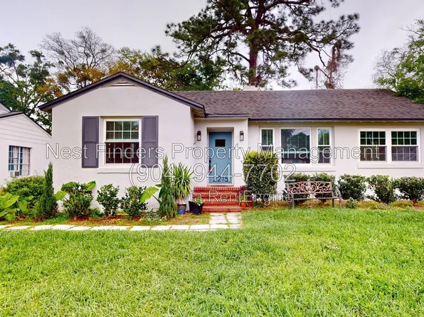 2215 Larchmont Rd, Jacksonville, FL 32207