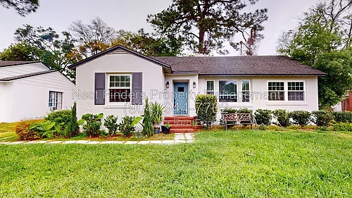 2215 Larchmont Rd Photo 1 2215 Larchmont Rd Photo 1