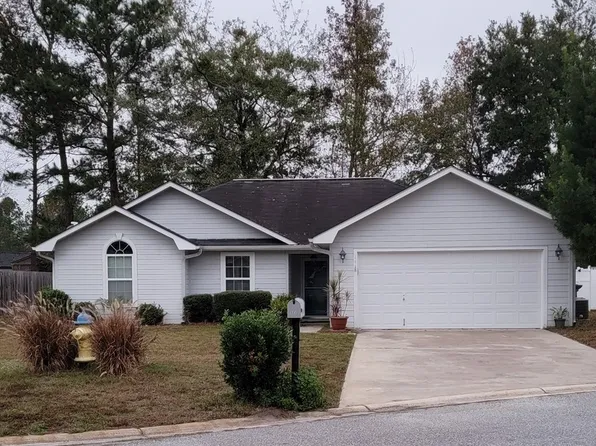 111 Sago Palm Dr, Kingsland, GA 31548