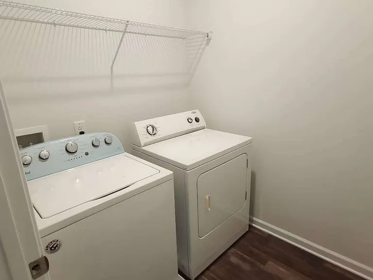 269 Dupont Dr — Photo 14