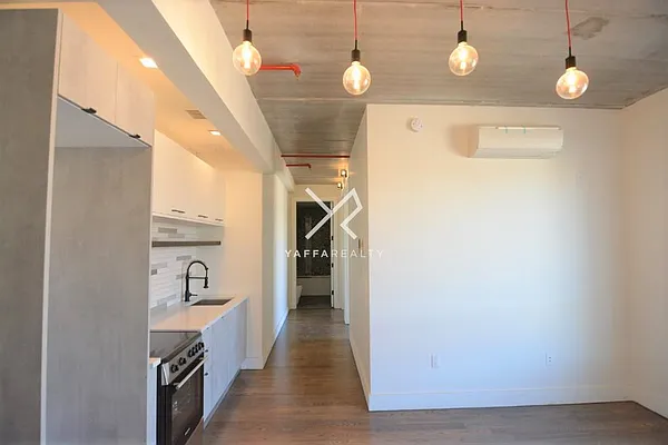 Rented by Yaffa Realty LLC | media 20