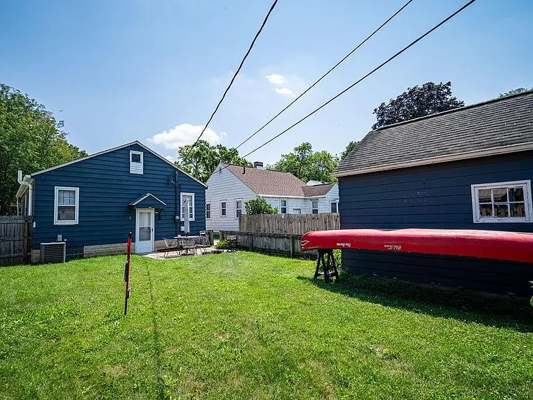 221 Haldy Ave — Photo 24