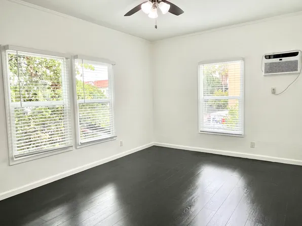 5136 Marathon St APT 209, Los Angeles, CA 90038