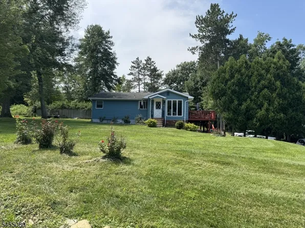31 Barry Dr, Vernon Twp., NJ 07422