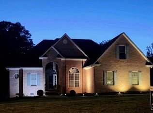 1527 Crowders Woods Dr, Gastonia, NC 28052