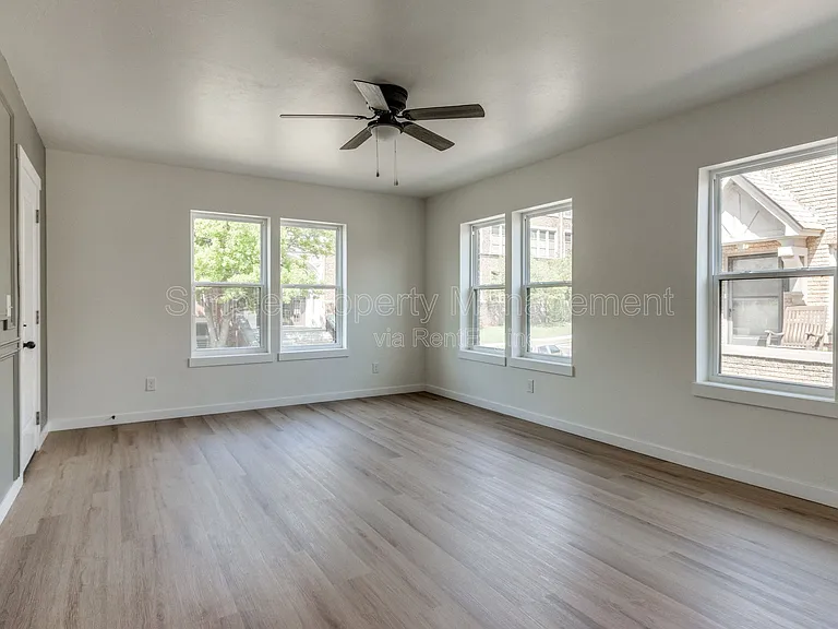 814 W Hill St #1 — Photo 2