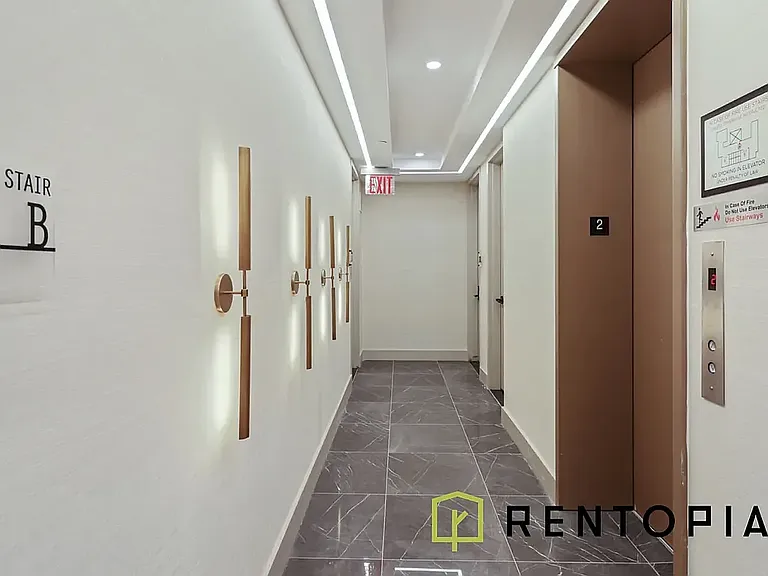 352 Meeker Ave #5L — Photo 10