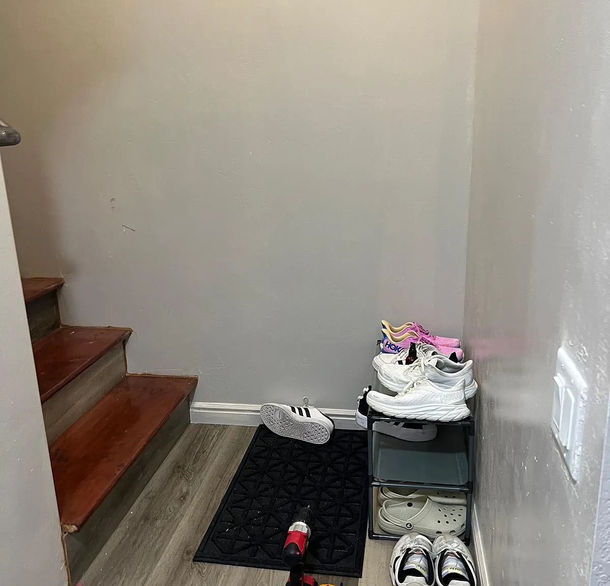 1 bed, 1100 sqft, $1,250 — Photo 2
