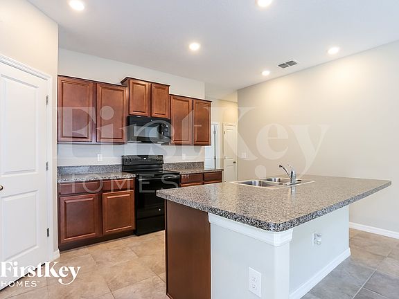 5th image of 9635 Sage Creek Dr