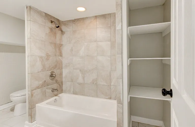2024 Lintwood Dr — Photo 41