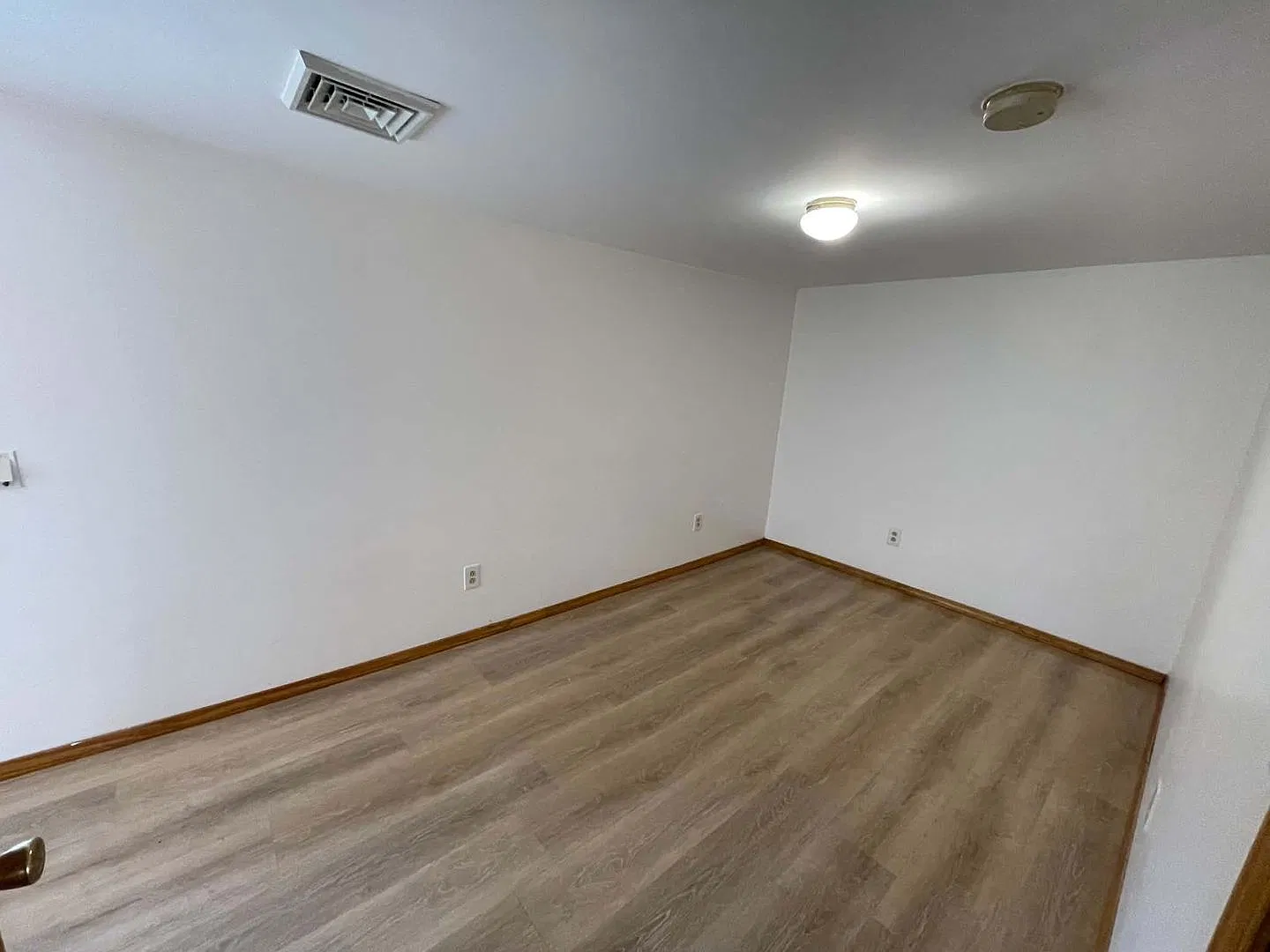 911 Buffalo Street — Photo 1