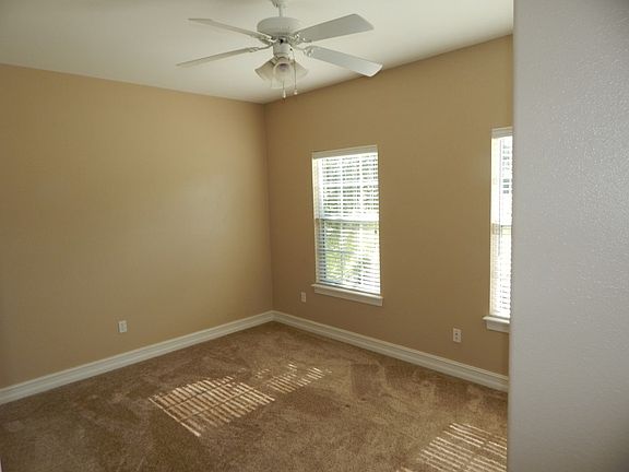 2nd image of 8136 Viburnum Ct