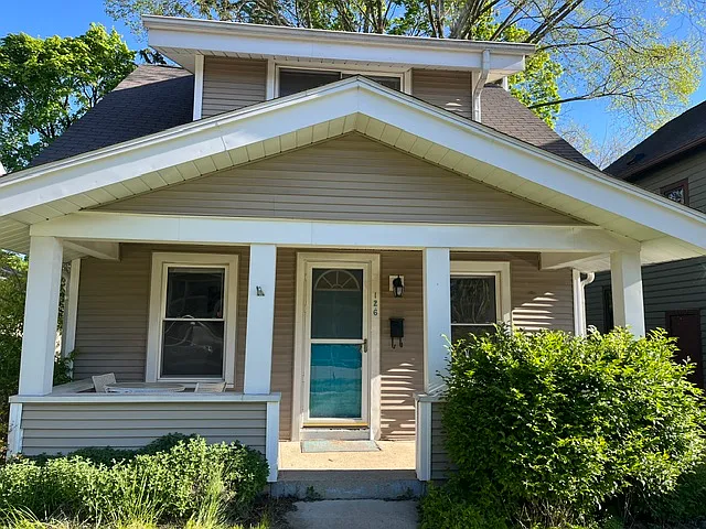 126 W Hoover Ave #ANN — Photo 2