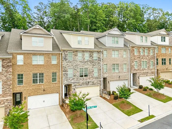 6065 Arbor Knoll Pl — Photo 2