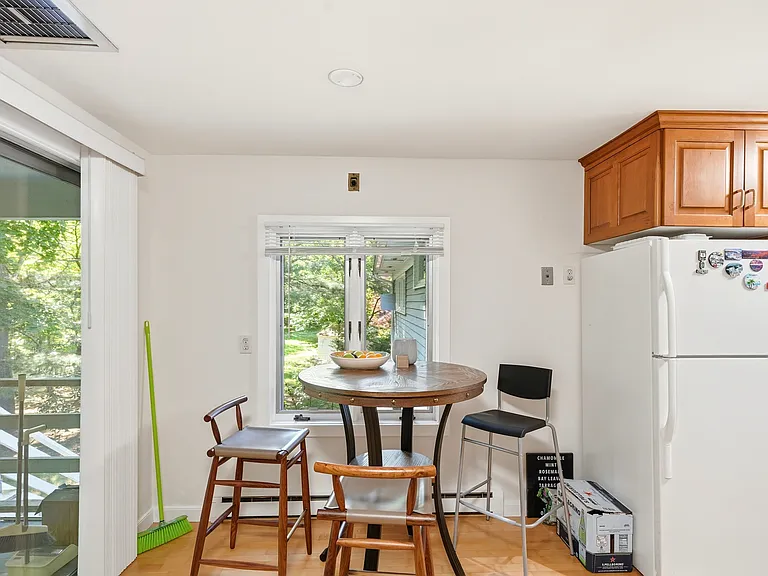 6 Saddle Club Rd — Photo 12