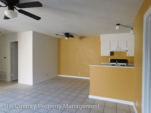 5th image of 8704A Piney Point Dr