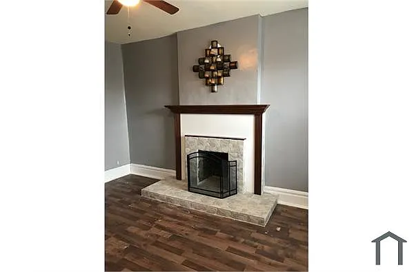Building Photo - 3138 Michigan Ave #1