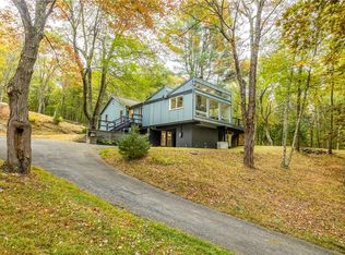 611 N Clove Rd, Millbrook, NY 12545