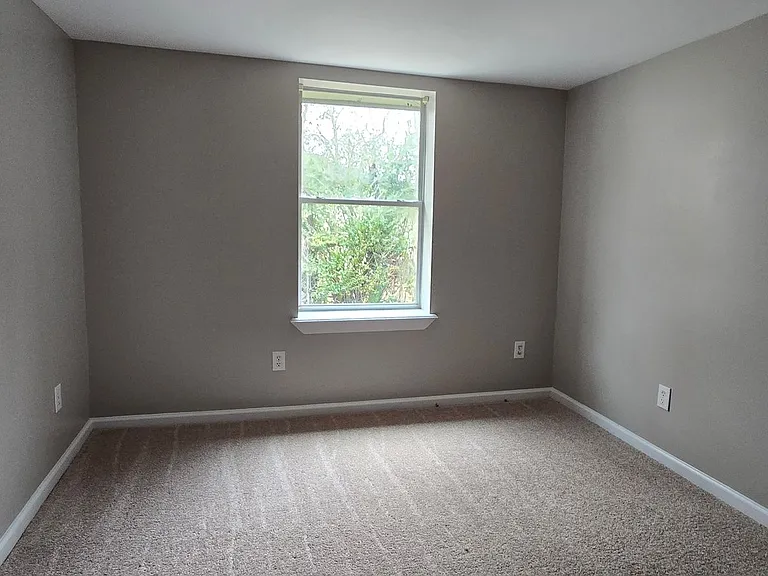 818 E Bolton St #A-B — Photo 12