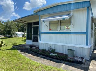 2 Valley Dr, De Leon Springs, FL 32130