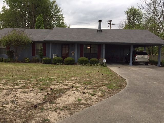 1st image of 480 Dennis St