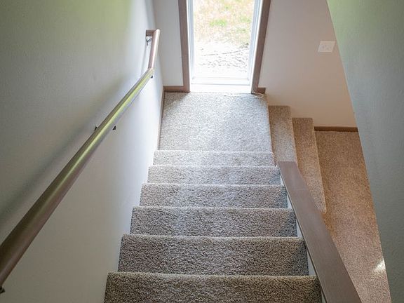5th image of 1708 20th Ave S #1708