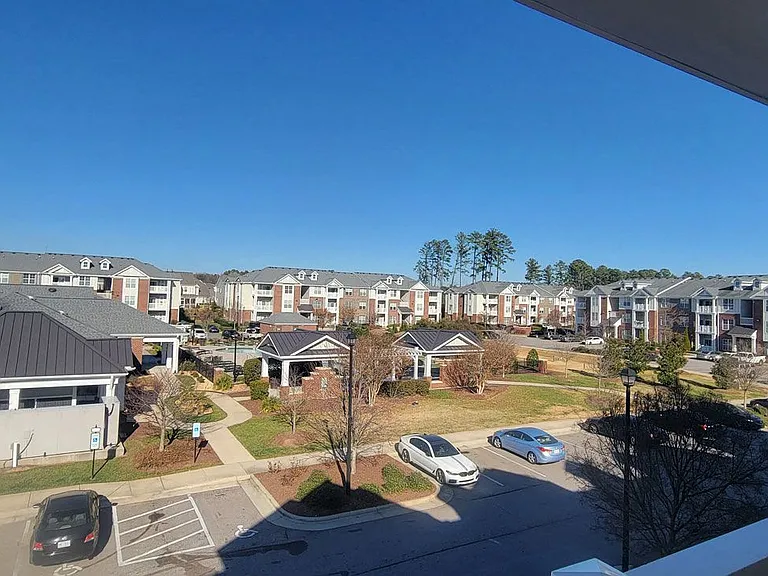 Clairmont at Brier Creek — Photo 73