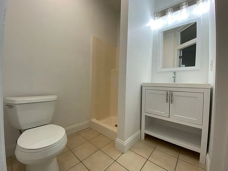 131 Bristol St #1 — Photo 10