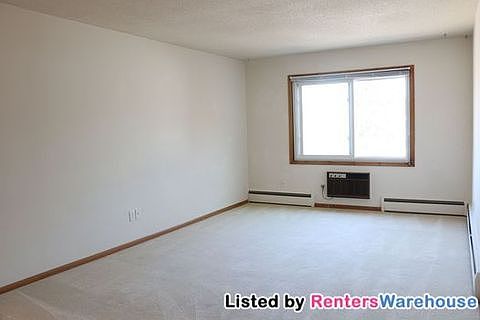 1st image of 529 17th Ave N APT 209