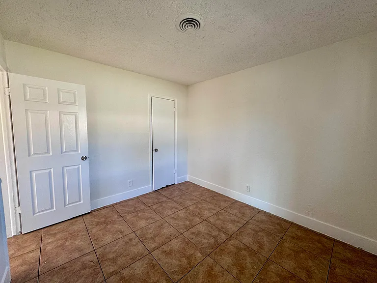 3101 NE 7th Ave #B — Photo 13