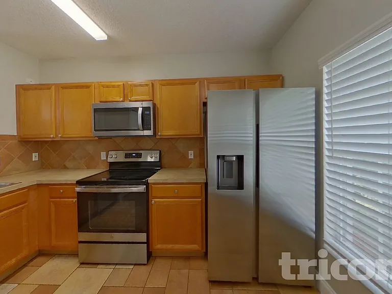 1141 Doncaster Ct — Photo 5
