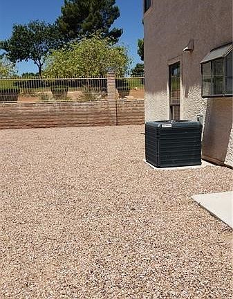 5th image of 4801 Fiesta Lakes St