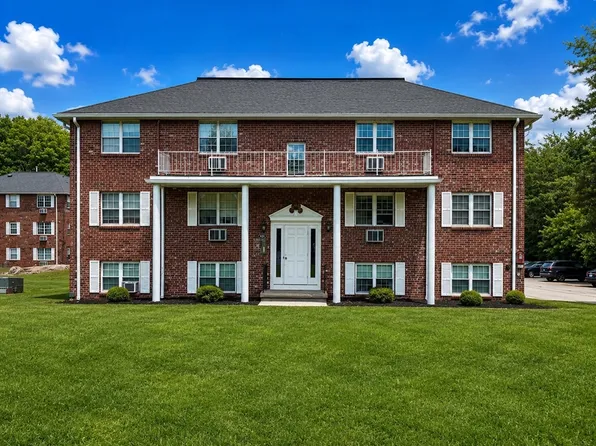 428 Great Rd APT 17, Acton, MA 01720
