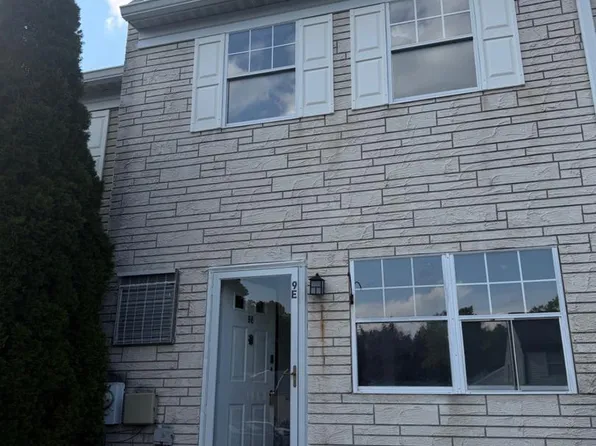 515 N York Rd #9, Willow Grove, PA 19090