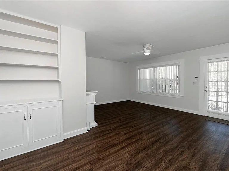 1210 N Donnelly St — Photo 15