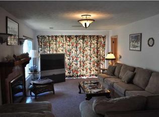 609 W Ashley Ave, Folly Beach, SC 29439