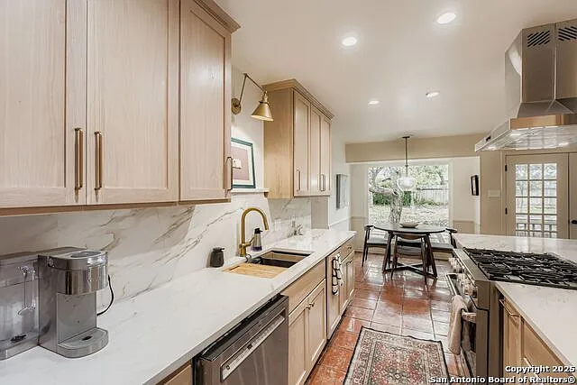 146 Canyon Oaks Dr — Photo 4