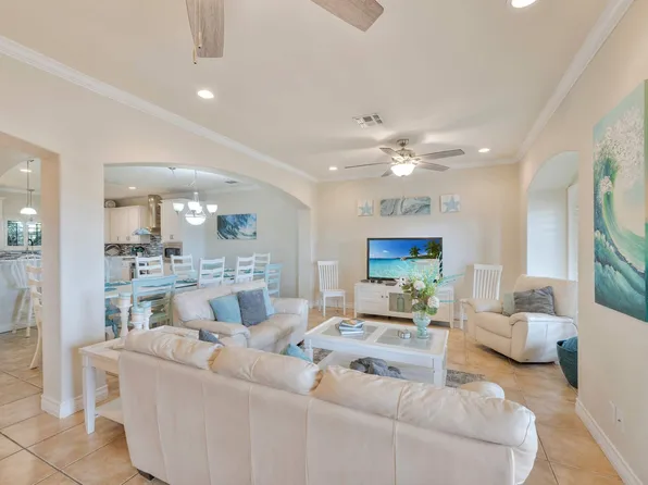 660 Kara Dr #Id1382969p, Pt Aransas, TX 78373