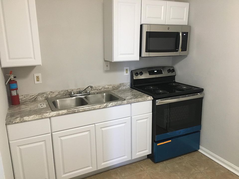 1st image of 840 N 4th Ave