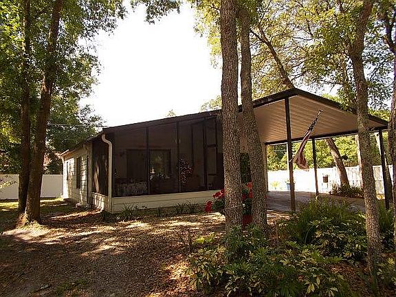 2nd image of 690 Orange Tree Dr