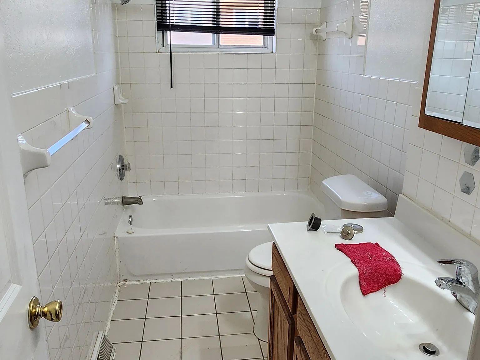 2 bed, 1.5 bath, 1116 sqft, $1,400 — Photo 2