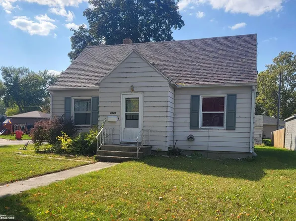1525 Sparboe Ct, Webster City, IA 50595