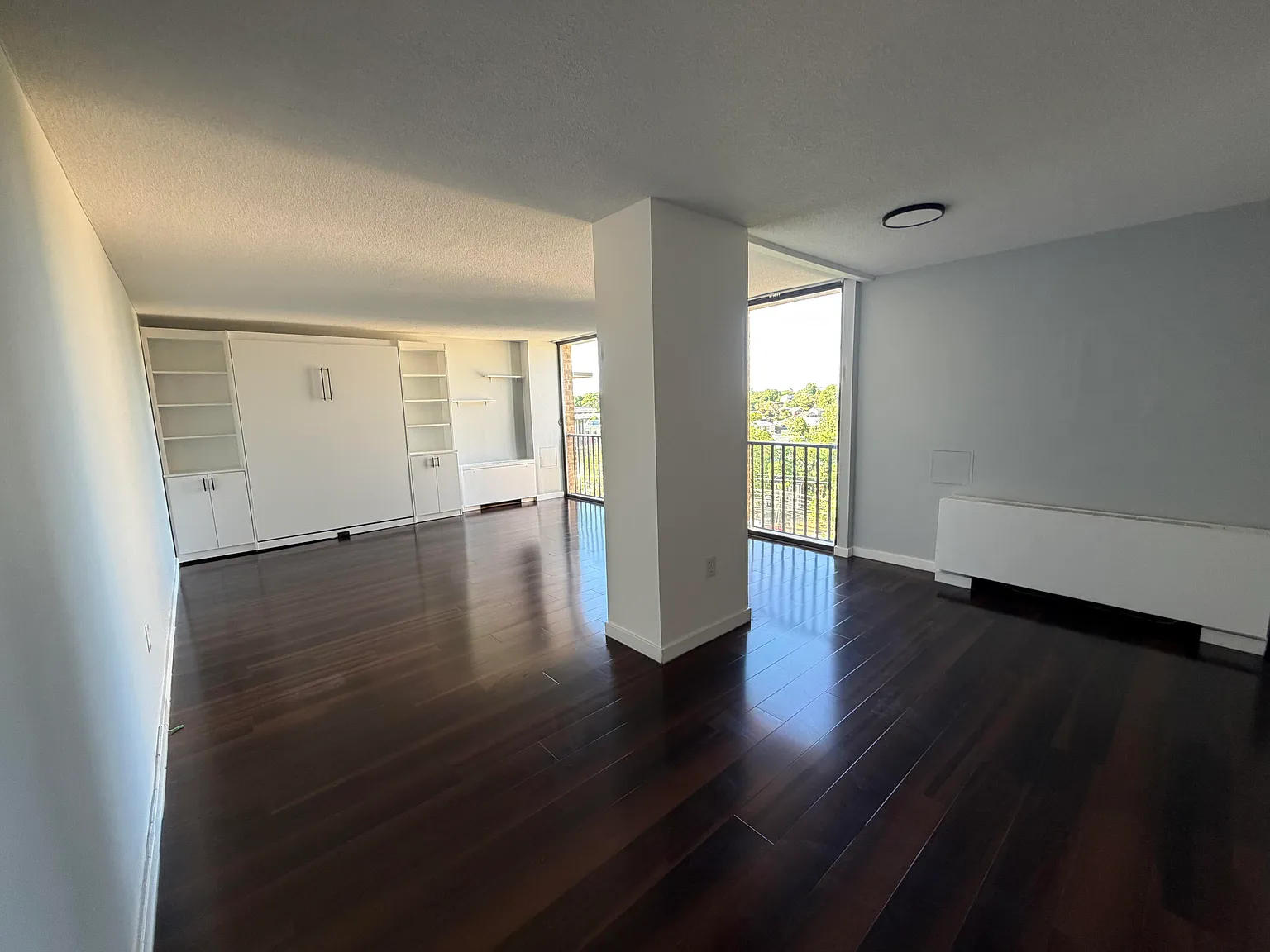 Studio, 668 sqft, $1,700 — Photo 3