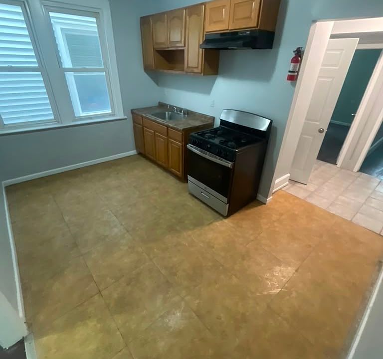 1st image of 380 Sanford Ave #1A