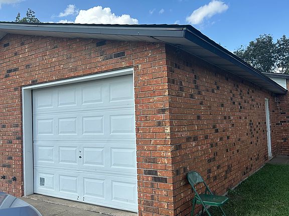 2nd image of 4205 Kathleen St APT B