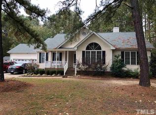 516 Nature Walk Rd, Fuquay Varina, NC 27526